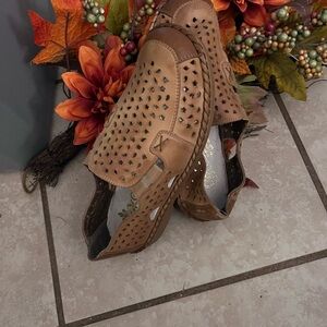 Comfortable Brown Women's Shoes